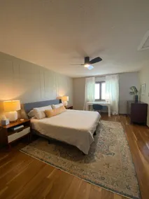 Stylish, clean, comfy home w/ king bed, sleeps 8 - Image 2