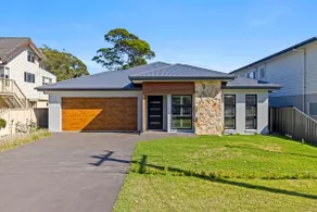 Catch & Relax - Pet Friendly - 4 Mins Walk to Beach - Image 5