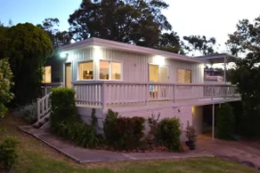 Classic Meets Contemporary 1960's Beach House - Image 2