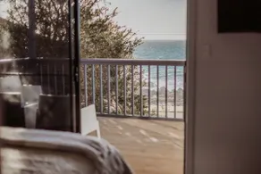 15% Off Weekly | Coastal Luxury-On The Rocks | 3BR - Image 2