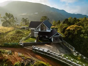 Private villa with mountain views near Vagamon - Image 4