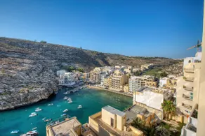 Gozo Xlendi Coastal Apartment with Stunning Sea View, Free Private Parking, AC & WiFi - Image 3