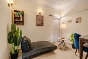 Modern-cozy-1bhk-Vasantkunj-Delhi - Image 4