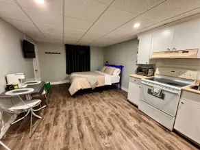 Cozy Cave close to all your needs - Image 3