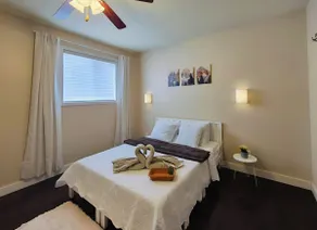 Central 3BR | Rogers Stadium Expo Hospitals Malls - Image 3
