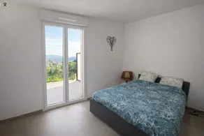 Cozy apartment with terrace and beautiful view - Image 5