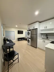 Guest Favorite | Modern Studio | W/D & Parking - Image 2