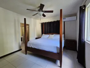 Spacious & Modern 2-Bed 2-bath Retreat. - Image 4