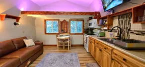 Lavender and Thistle Getaway - Image 3