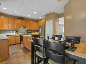 Townhome Outside DC near BWI - Very Spacious 3BR - Image 5