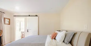 Luxe SFO Sanctuary• Spa Shower + Patio •Taxes incl - Image 2