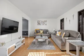 Relax and Play: Game Room, Yard, and Dual Lounges - Image 5