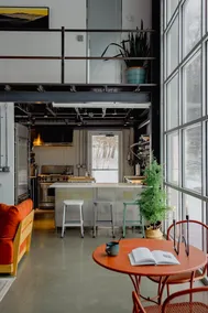 The Looking Glass, a modernistic escape - Image 5