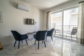 Cozy Apartment with Balcony in Xlendi Bay Gozo - Image 2