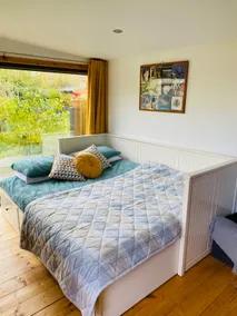 Cosy garden studio in Cambridge with free parking - Image 4