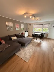 Stylish 3-room apartment with Alpine view & balcony - Image 2
