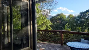 Medicine House Retreat • Hot tub • Sauna • Views - Image 3