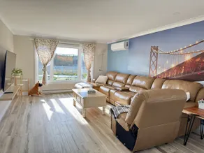 Amazing Lakeview 5bdr House in Fall River - Image 2