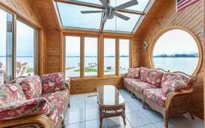 Beacon Pointe Lake House Pool, Tiki bar, & Views! - Image 4