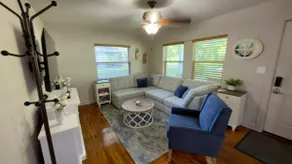 The Little Porch House - Image 5