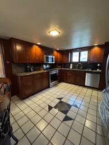 2 min from downtown Ellwood—Rustic+modern home - Image 4