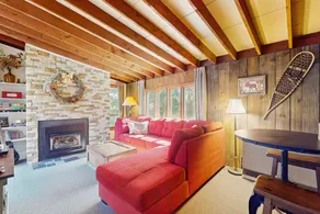 2BR condo, gas fireplace, balcony, wifi - Image 3