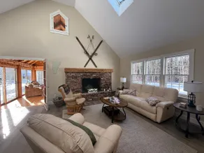Charming Weston Retreat - Image 4