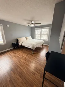 Charming 4BR Lakefront Home with Peaceful Views - Image 4