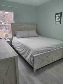 Fully furnished renovated home - Image 4