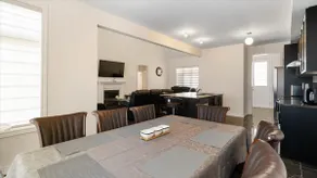Modern Bay Vista Getaways - Image 4