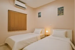 3-Min Walk to Beach • Super Private 2 BR House - Image 4