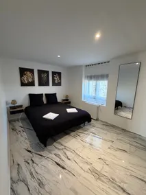 Comfortable two-room single-story accommodation - Image 2