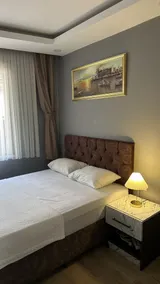 Deluxe Quenn Suite 1 - Image 5