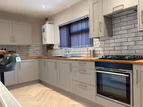 Modern 3 bed house in Dudley - Image 3