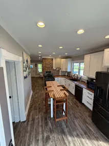 “Parkside” Modern Comfort Meets Charm 2bd, 1ba - Image 5