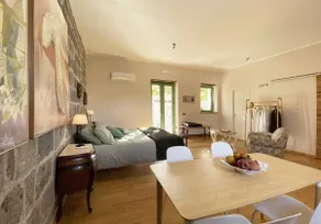 Suite for remote working in the ancient court of Caserta - Image 2
