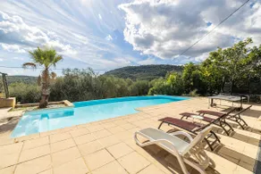 Charming Home with Private Pool - Image 2