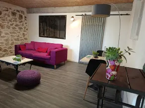 ”Charming apartment” with exposed stones - Image 5