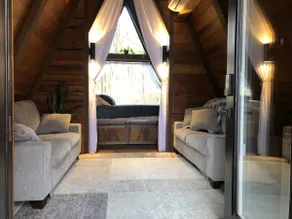 Riverside Hideaway - Image 4