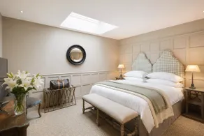 Walk to Pub | Cosy 3 Bed Cottage with Garden - Image 3