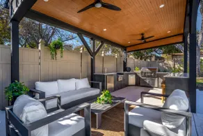 Luxury Pet Friendly Home| Pool, BBQ & Game Room - Image 2