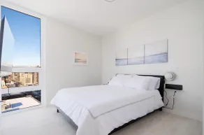 Peaceful City Stay, Calm Vibes in a Cozy - Image 3