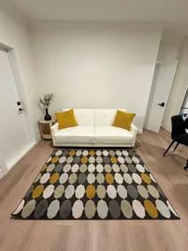 Cozy 2 Bedroom Suite in Burnaby - Image 3