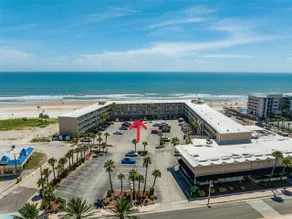 Cozy oceanfront studio with private balcony! - Image 2