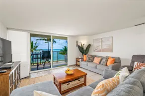 Oceanfront Sunrise Escape | Calm Beach | AC - Image 5