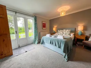 Spacious Drymen Village Retreat - Image 5