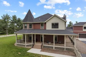 Modern Oasis • Gather & Unwind •4 Miles to Madison - Image 3