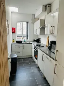 Burton Urban Apartment - Image 4