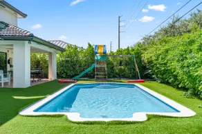 Modern 6BR House • Games, Playground | Pool_BBQ - Image 5