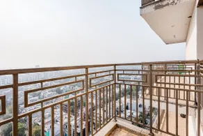 Richa’s Home Near India Expo Mart - Image 3